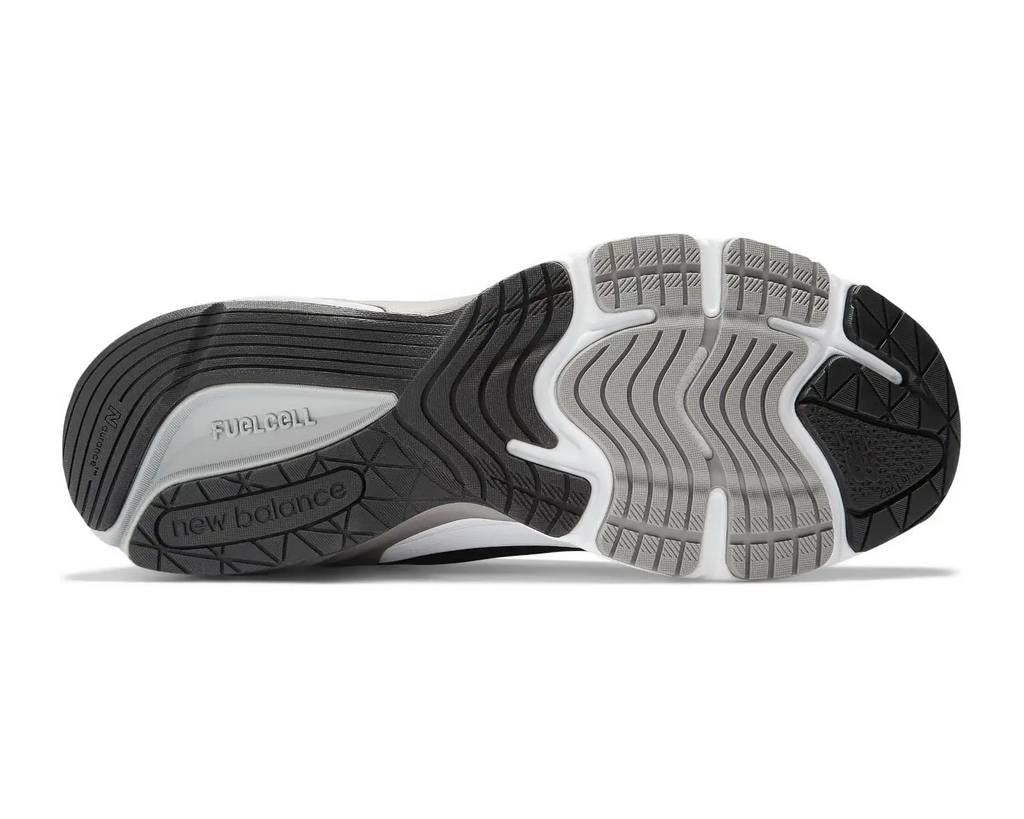 NB Made in USA 990v6 Black