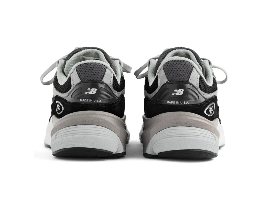 NB Made in USA 990v6 Black